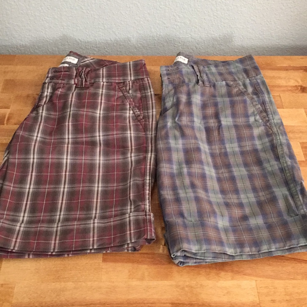 2 for one price Abercrombie & Fitch New York